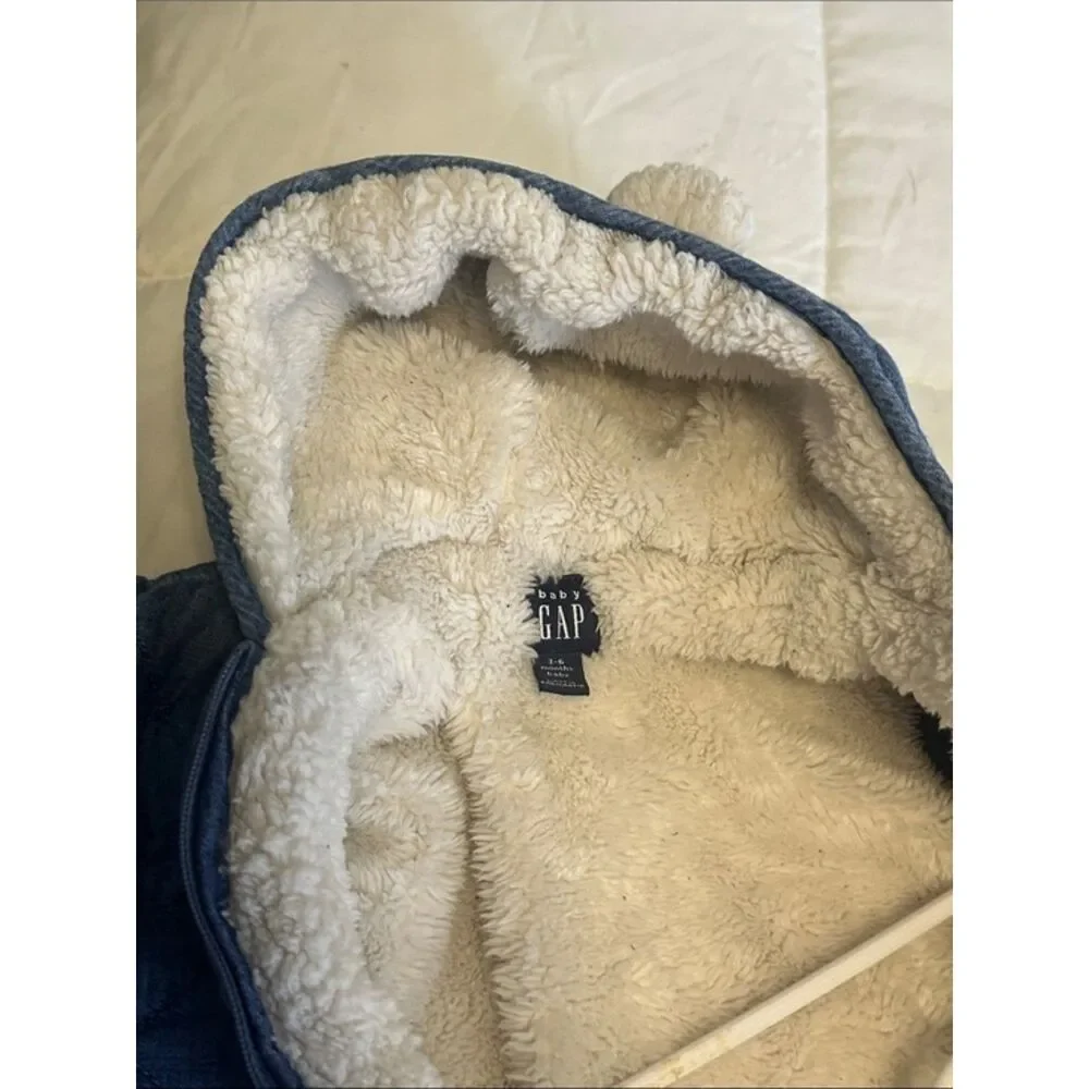 GAP baby quilted